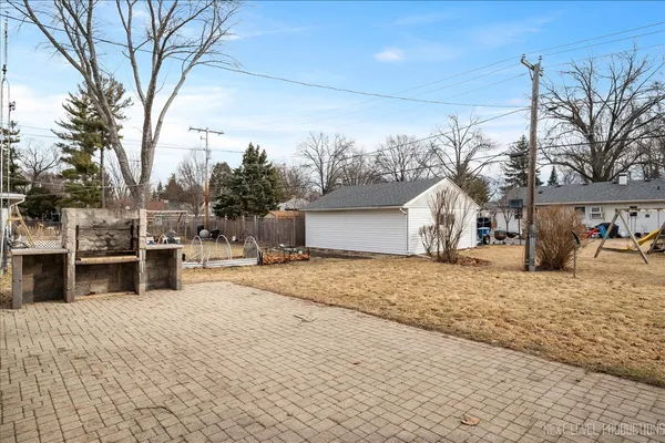 $350,000 | 140 South Westlawn Avenue, Aurora, IL 60506