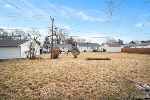 $350,000 | 140 South Westlawn Avenue, Aurora, IL 60506
