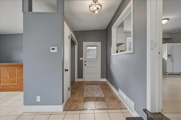 $350,000 | 140 South Westlawn Avenue, Aurora, IL 60506