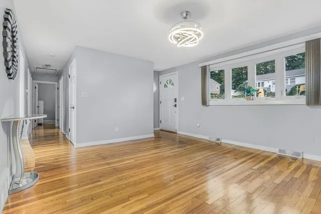 $640,000 | 35 Roundtop Road, Marlborough, MA 01752