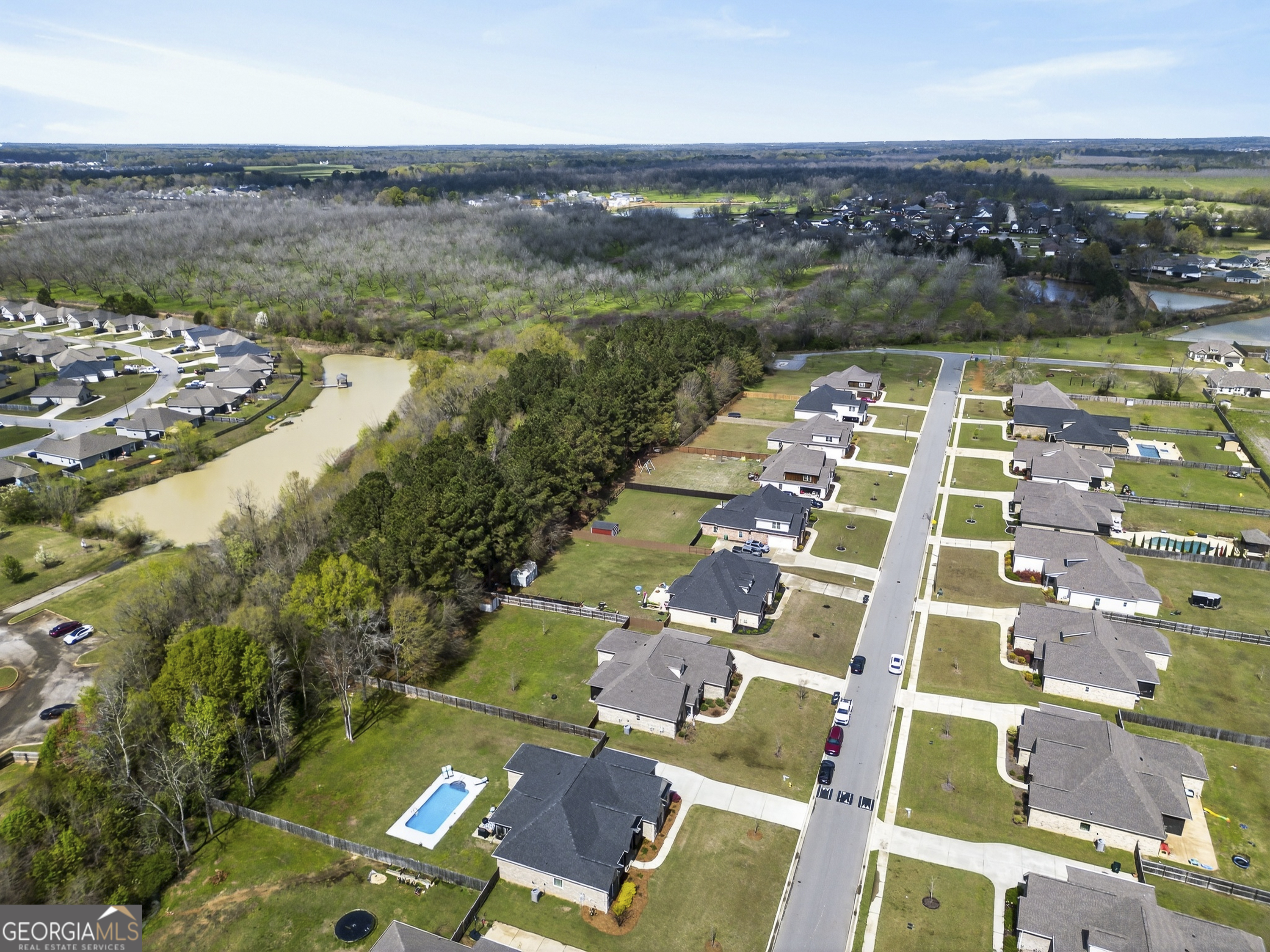 411 Stonegate Trail Perry, GA 31069 - Photo 10 of 81