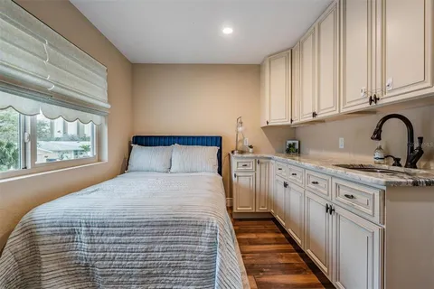 $1,345,000 | 118 10th Avenue North, Indian Rocks Beach, FL 33785