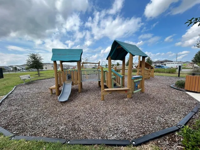 $2,600 | 9746 Character Drive, Orlando, FL 32832