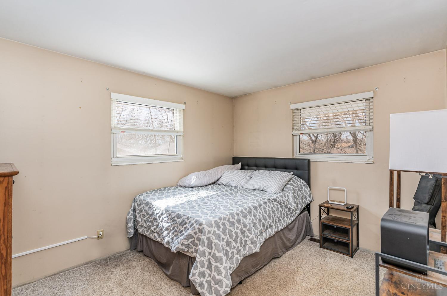 11471 Farmington Road Forest Park, OH 45240 - Photo 7 of 17
