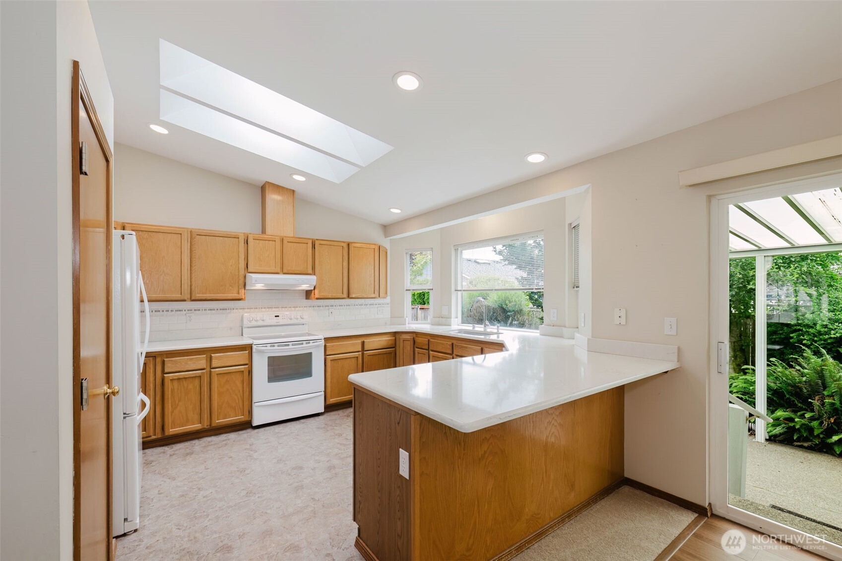 6003 60th Loop Southeast Lacey, WA 98513 - Photo 17 of 38