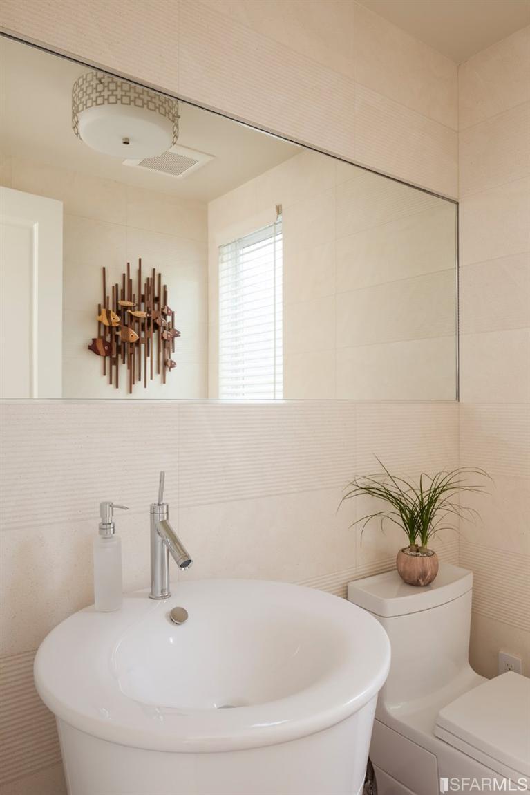 240 Caselli Avenue San Francisco, CA 94114 - Photo 10 of 27