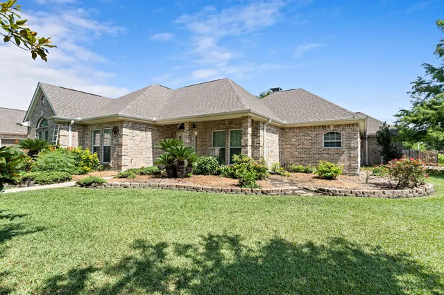 $375,000 | 8010 Village Drive, Beaumont, TX 77713