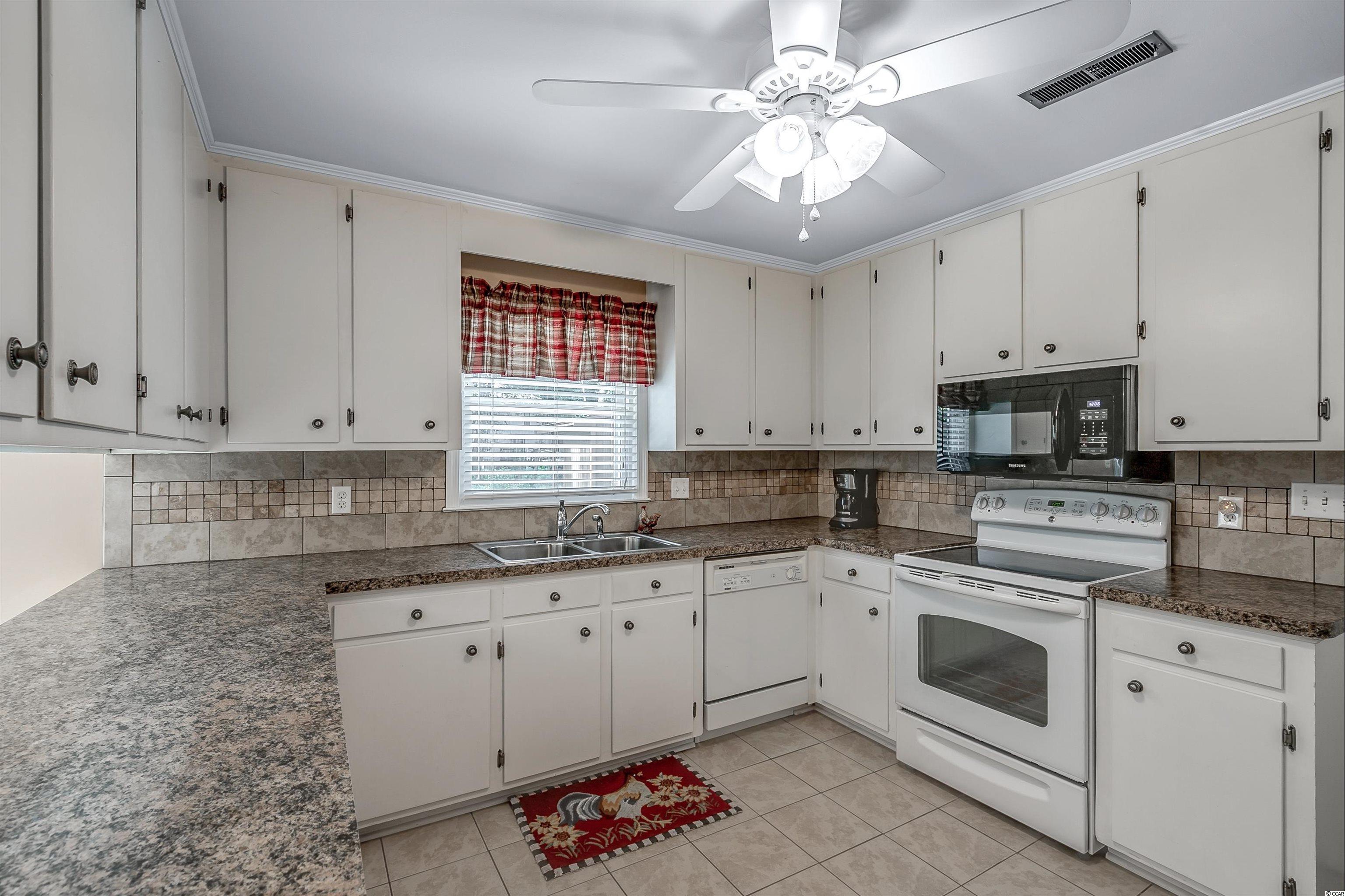 350 Red Fox Road Myrtle Beach, SC 29579 - Photo 9 of 36 Gallery Image 9