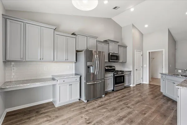 $2,650 | 700 Redbud Lane, Summerville, SC 29486