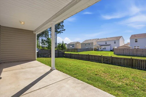 $2,650 | 700 Redbud Lane, Summerville, SC 29486