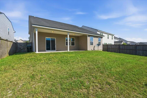 $2,650 | 700 Redbud Lane, Summerville, SC 29486