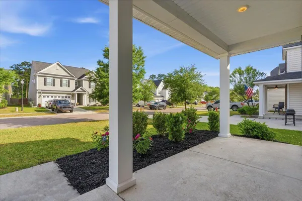 $2,650 | 700 Redbud Lane, Summerville, SC 29486