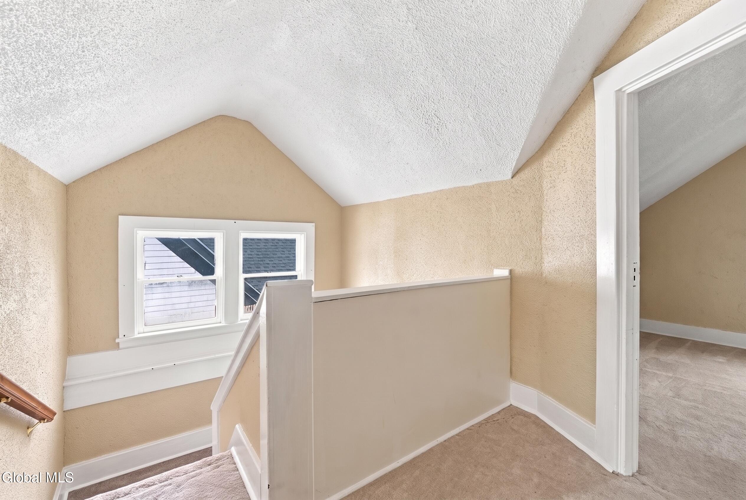 530 Bedford Road Schenectady, NY 12308 - Photo 22 of 35 DSC_4688