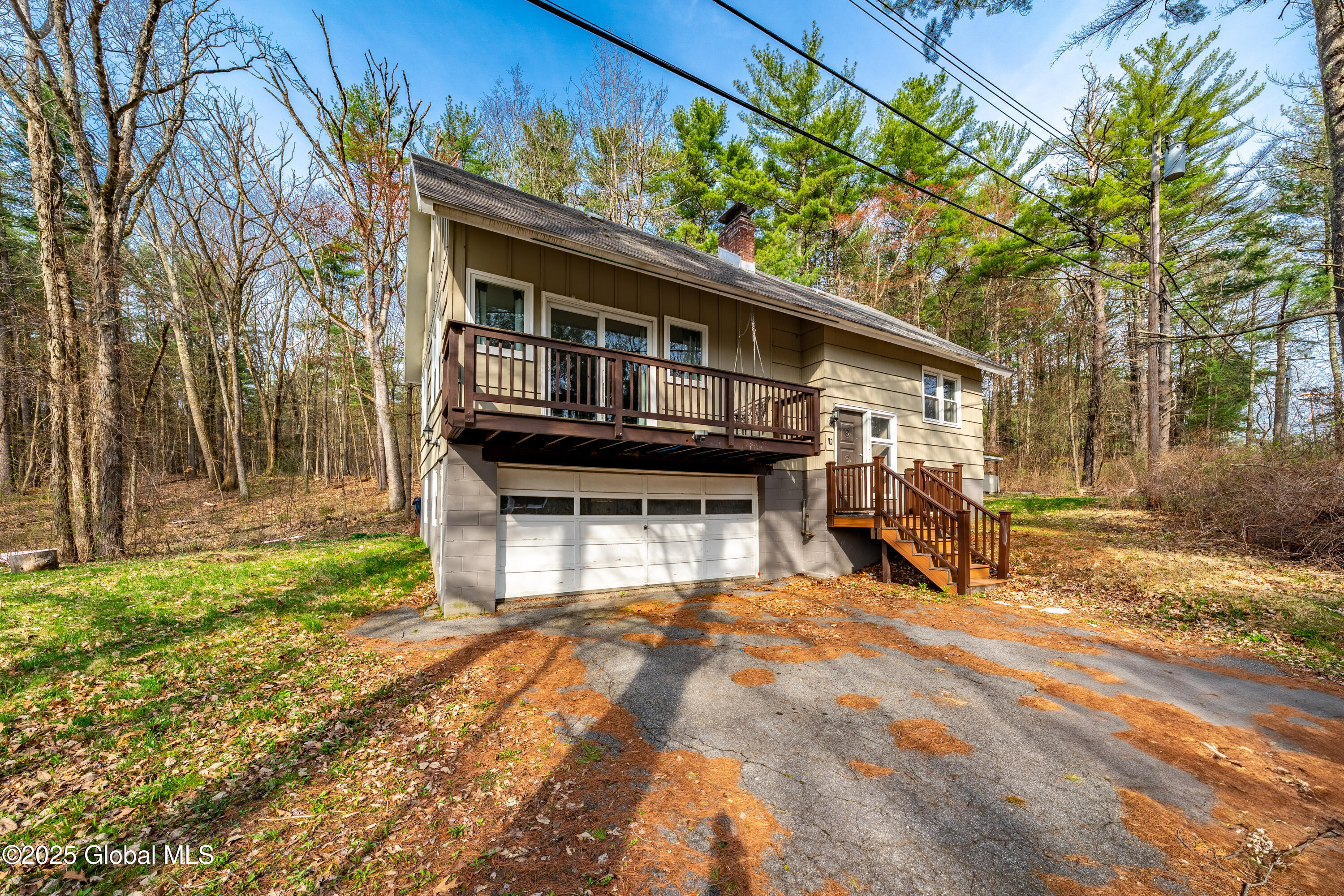 689 Gordon Road Schenectady, NY 12306 - Photo 2 of 20 DSC07013-HDR