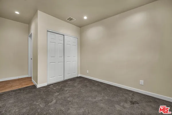 $2,995 | 2816 West Jefferson Boulevard, Los Angeles, CA 90018