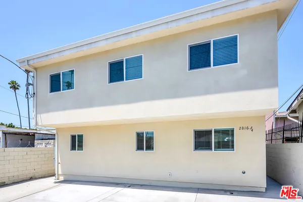 $2,995 | 2816 West Jefferson Boulevard, Los Angeles, CA 90018