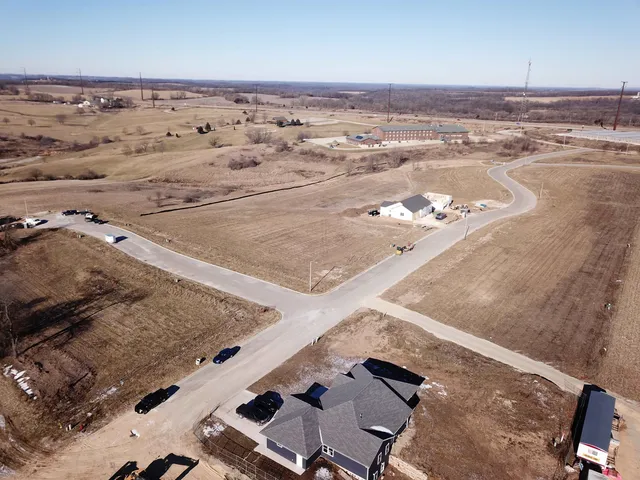 $85,000 | Lot 1-south Lot 1-south Grady, Barneveld, WI 53507