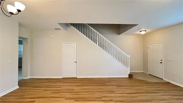 $2,350 | 16048 Yelloweyed Drive, Clermont, FL 34714