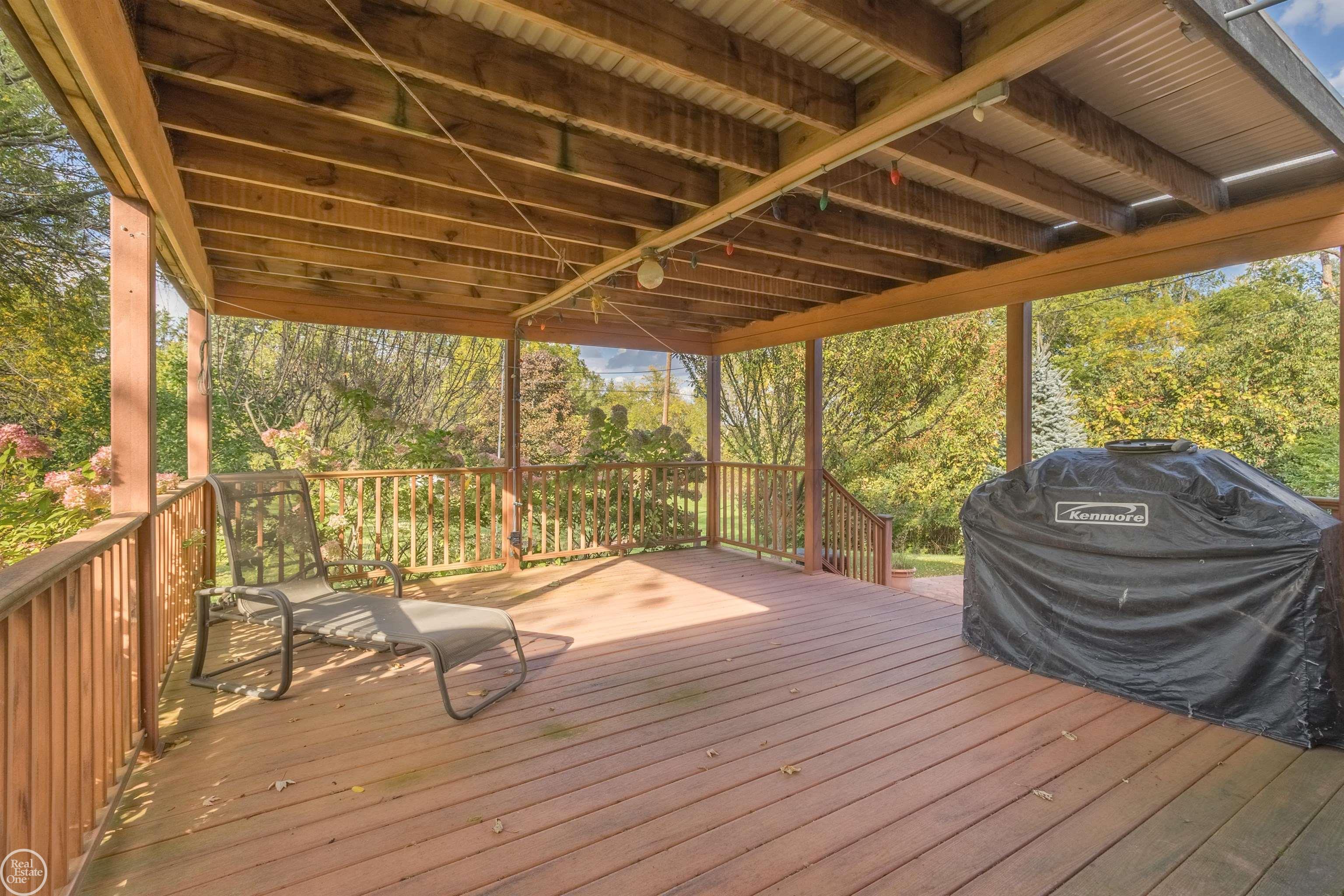11681 Kaeding Road Romeo, MI 48065 - Photo 47 of 71 50125023-46.JPG