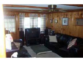 138 Oneida Street Manchester, NH 03102 - Photo 5 of 5 Gallery Image 5