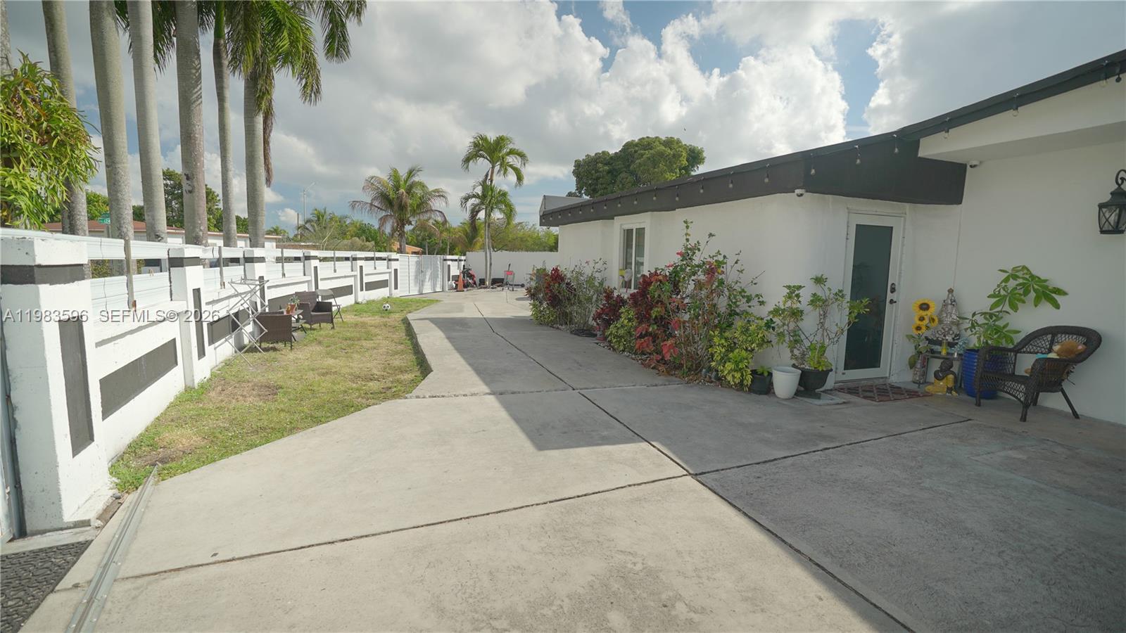 1720 Northwest 124th Terrace Miami, FL 33167 - Photo 7 of 73