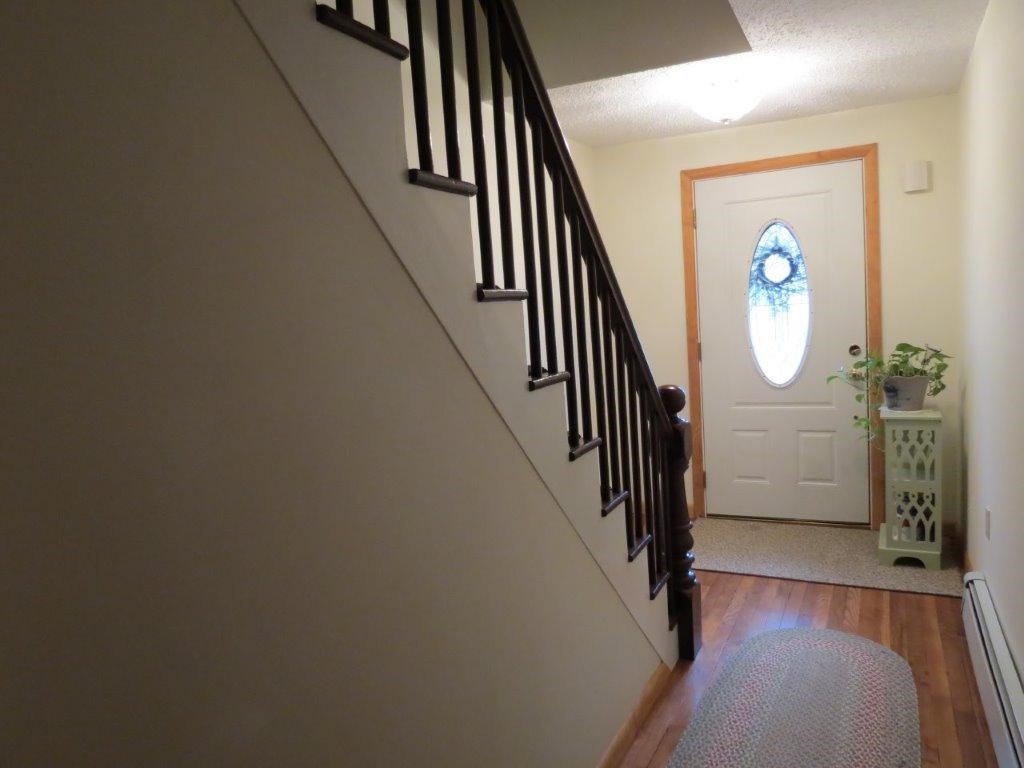 12 Grove Street Rochester, NH 03868 - Photo 6 of 19
