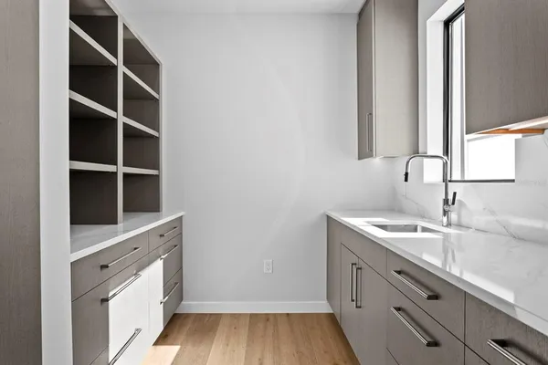 a close view of sink