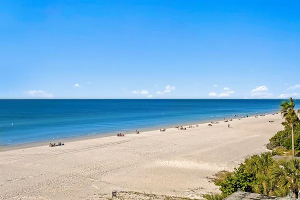$9,950,000 | 70 Gulf Boulevard, Indian Rocks Beach, FL 33785