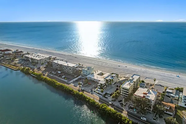 $9,950,000 | 70 Gulf Boulevard, Indian Rocks Beach, FL 33785