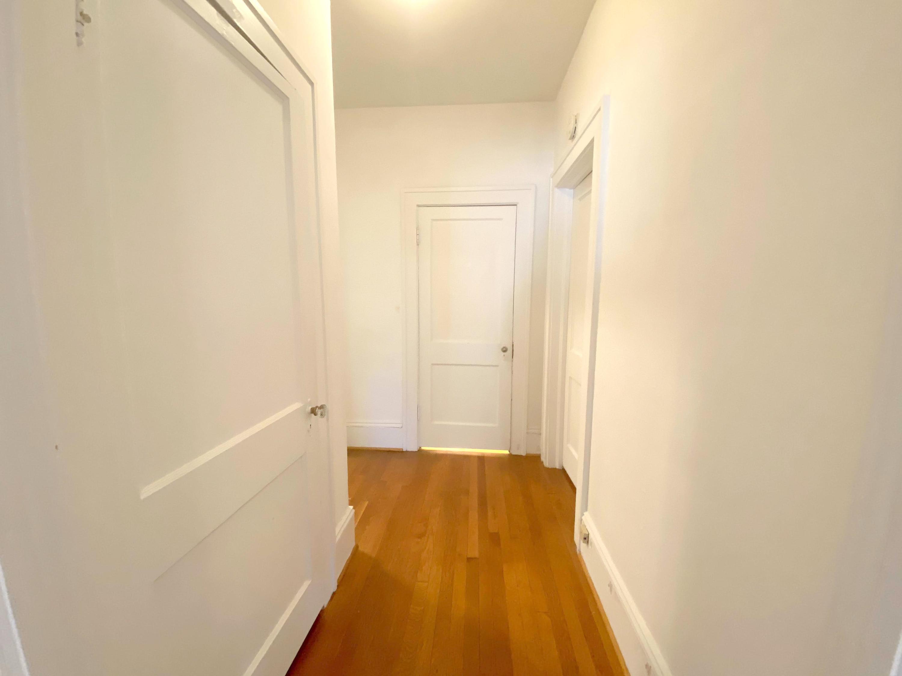 2504 Longview Avenue Southwest, Unit 6 Roanoke, VA 24014 - Photo 12 of 27 IMG_8285