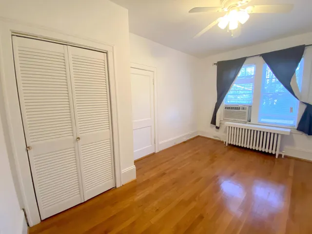 $1,050 | 2504 Longview Avenue Southwest, Unit 6, Roanoke, VA 24014