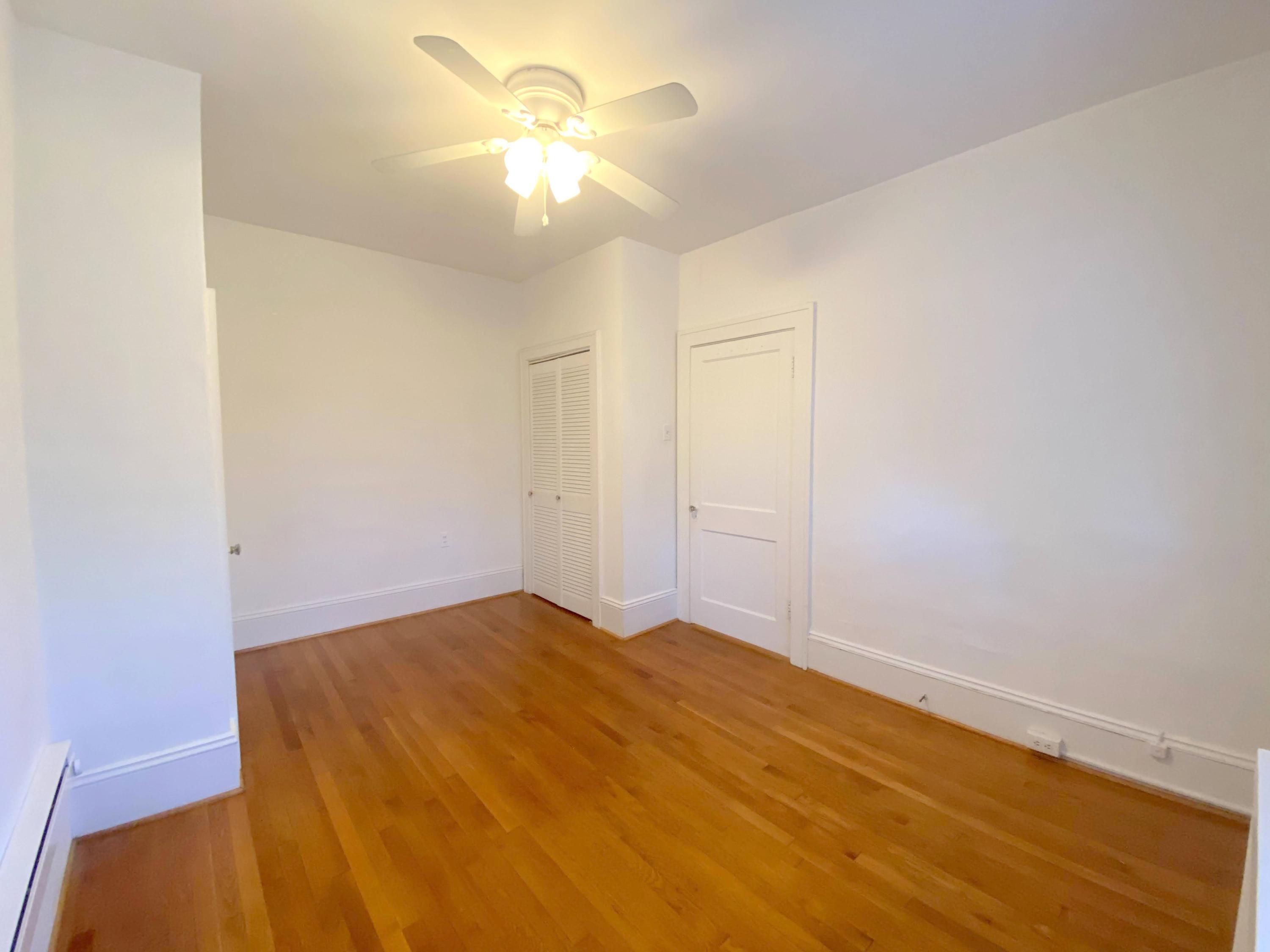 2504 Longview Avenue Southwest, Unit 6 Roanoke, VA 24014 - Photo 18 of 27 IMG_8304