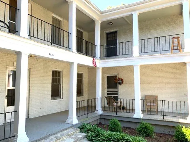 $1,050 | 2504 Longview Avenue Southwest, Unit 6, Roanoke, VA 24014