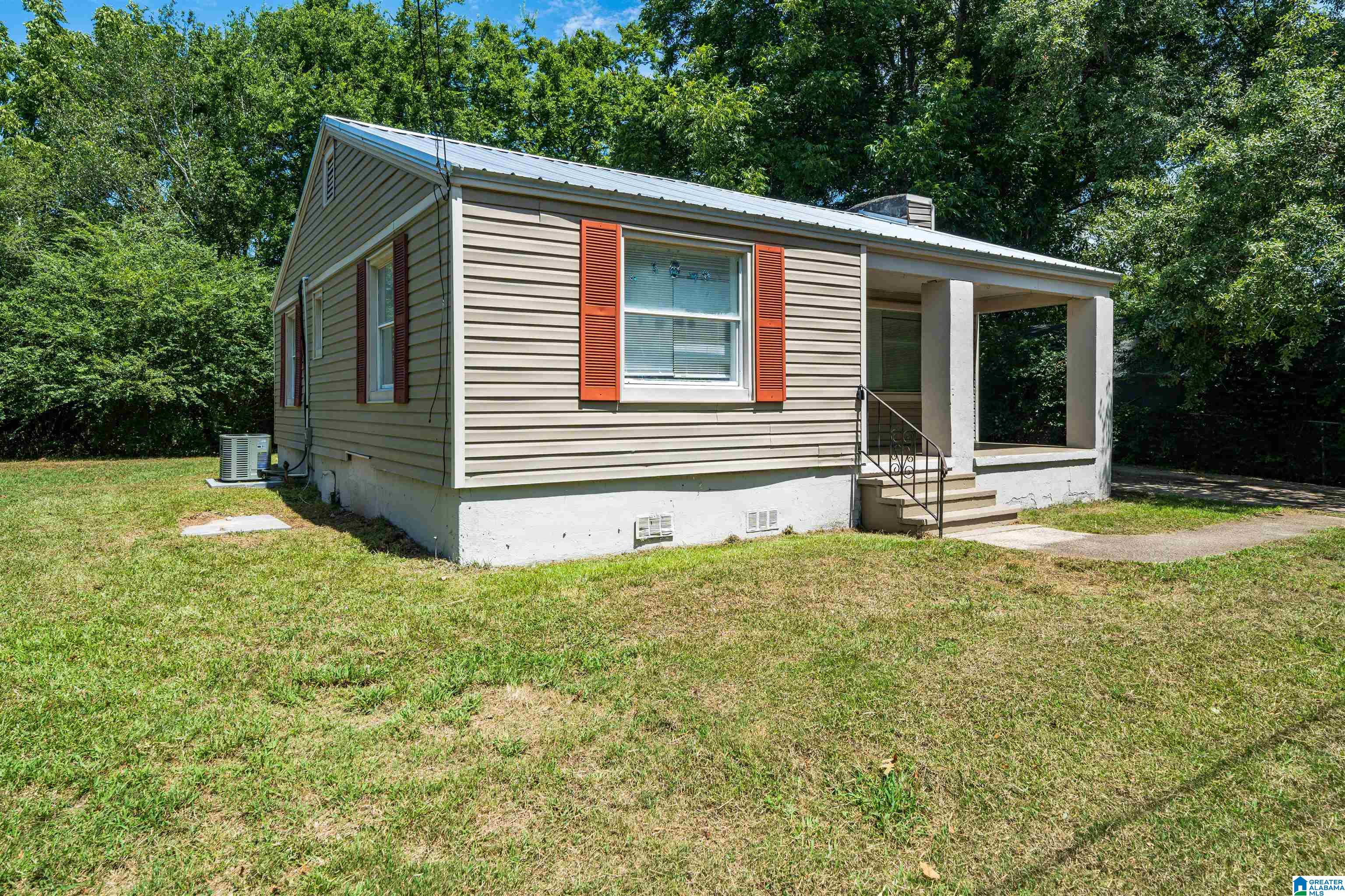 124 Ridge Street Adamsville, AL 35005 - Photo 3 of 10