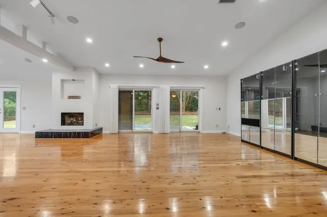 $425,000 | 3900 Royal Oaks Court, Tallahassee, FL 32309