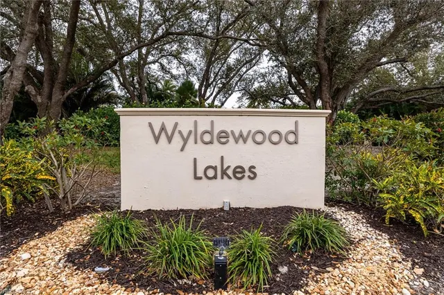 $269,900 | 5884 Wyldewood Lakes Court, Fort Myers, FL 33919