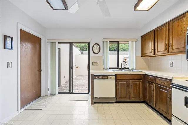 $269,900 | 5884 Wyldewood Lakes Court, Fort Myers, FL 33919