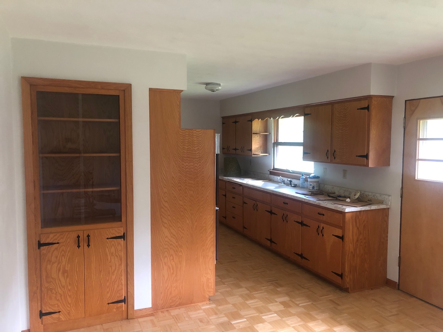 16812 Dee-Mac Road Mackinaw, IL 61755 - Photo 5 of 16 a kitchen with stainless steel appliances granite countertop a stove and a refrigerator