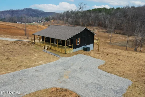 $395,000 | 1291 Alderville Road, Winfield, TN 37892
