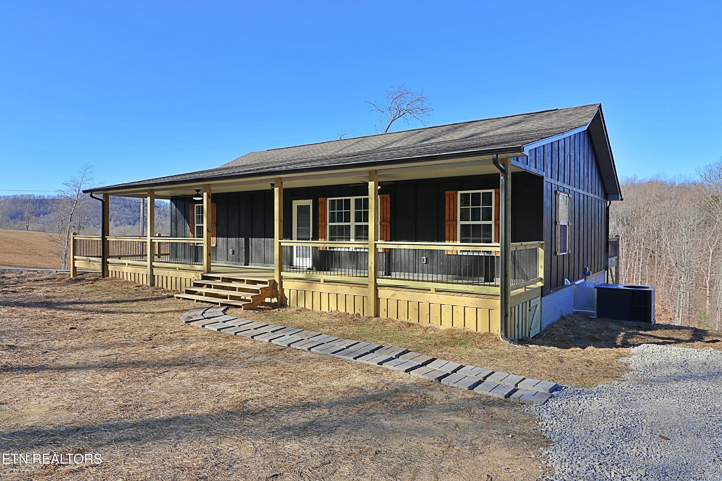 1291 Alderville Road Winfield, TN 37892 - Photo 2 of 59 094A2892