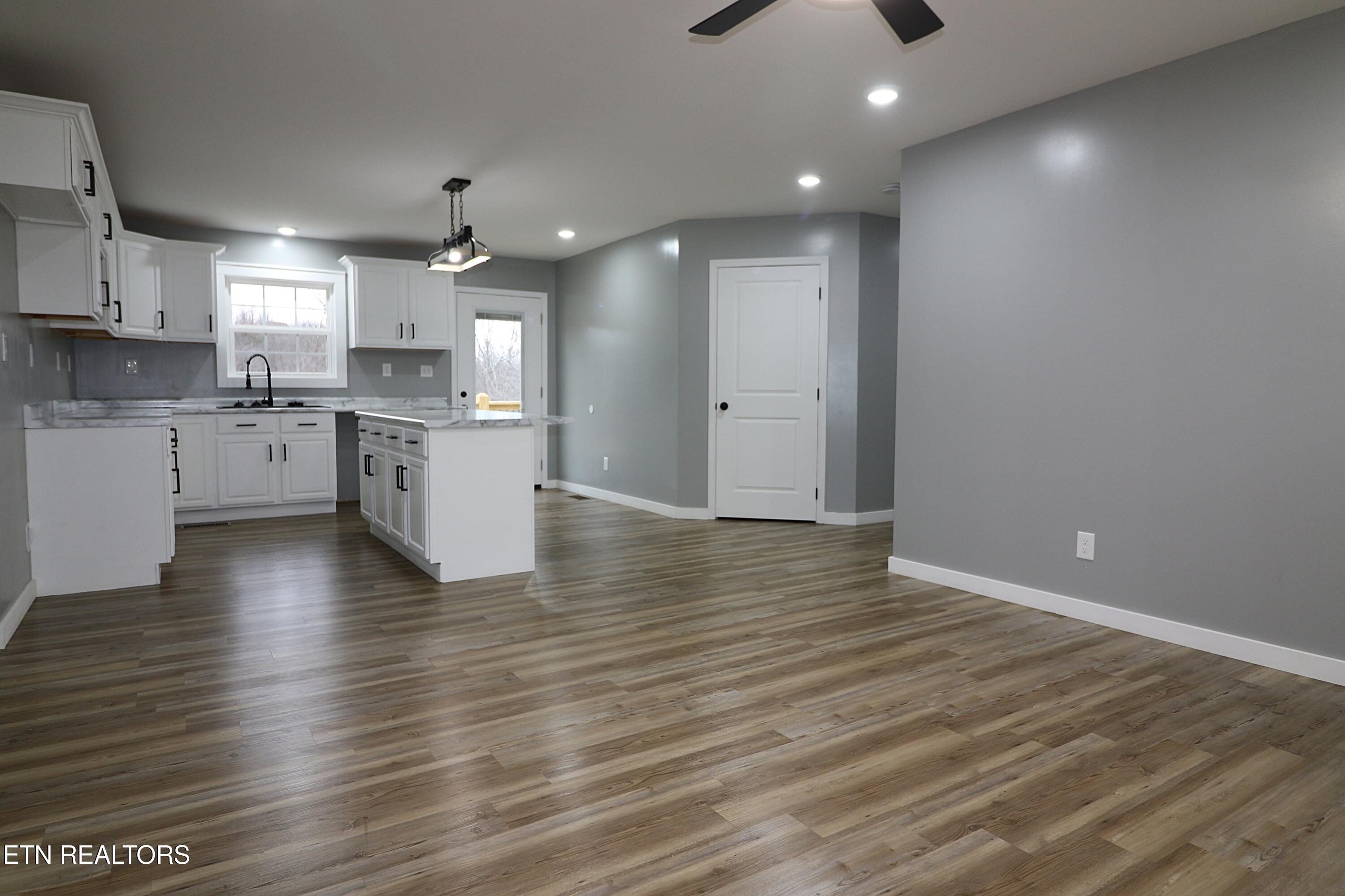 1291 Alderville Road Winfield, TN 37892 - Photo 6 of 59 094A2825