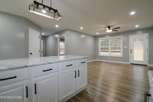 $375,000 | 1291 Alderville Road, Winfield, TN 37892