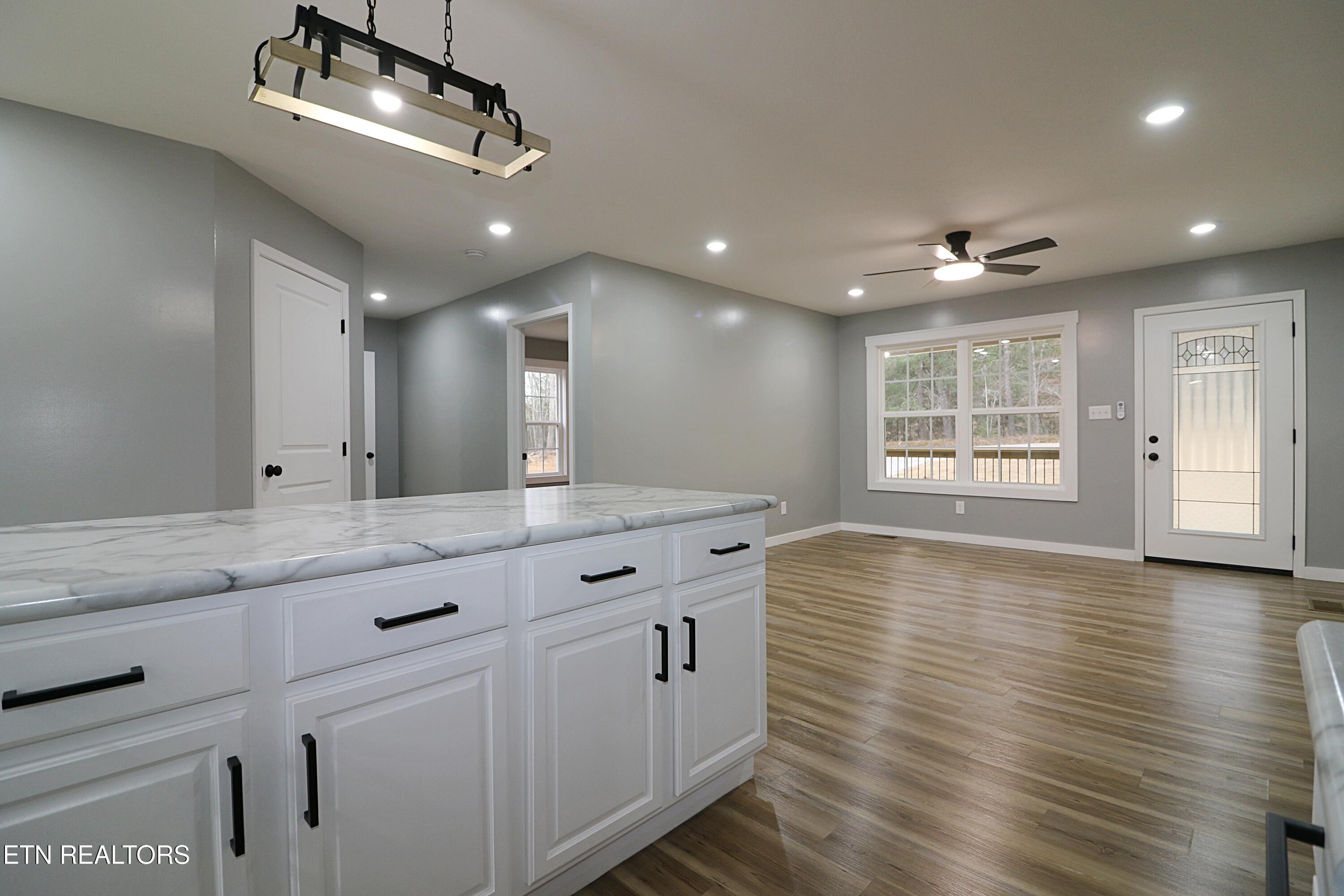 1291 Alderville Road Winfield, TN 37892 - Photo 10 of 59 094A2830