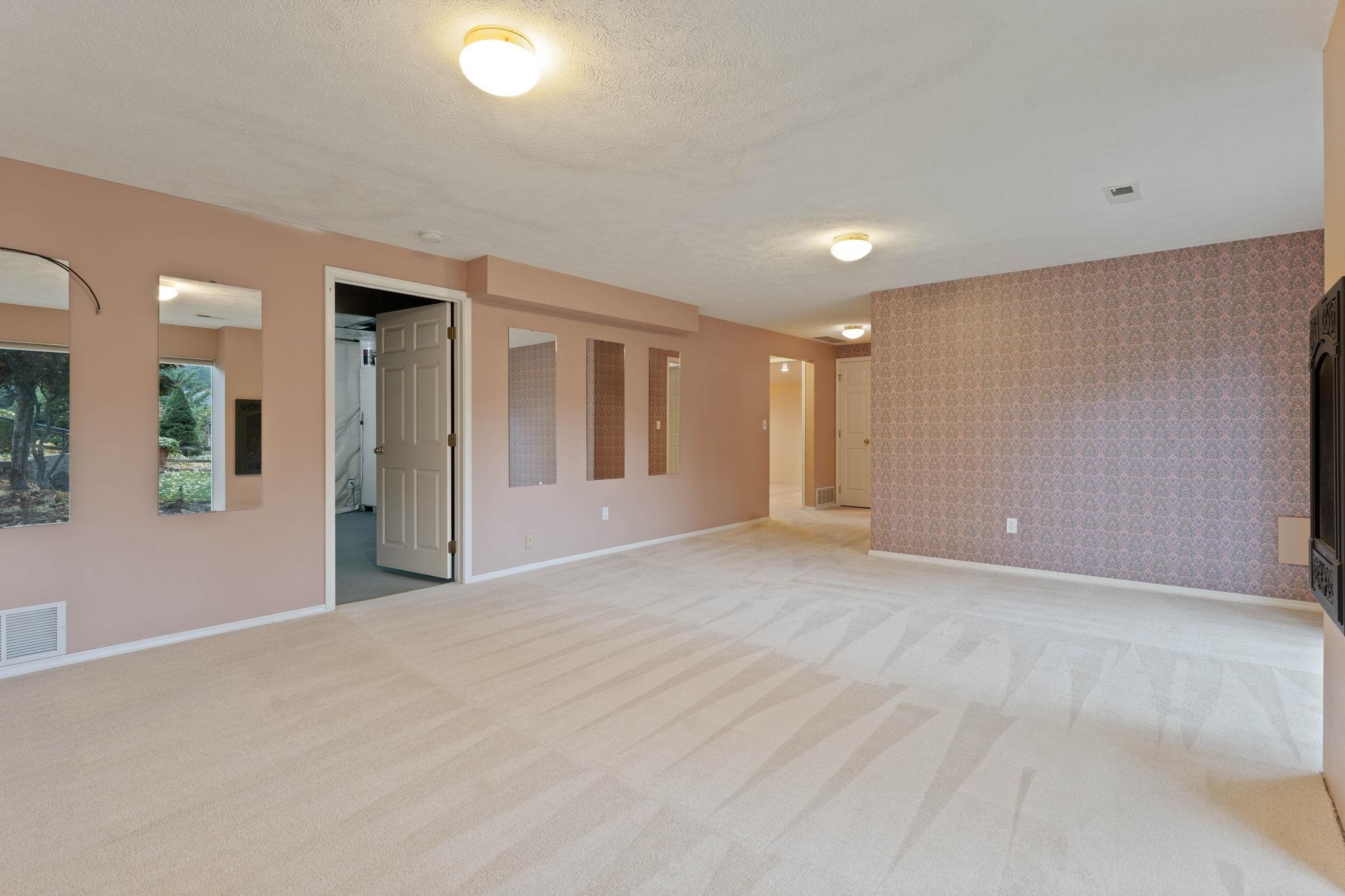 404 West Graves Road Spokane, WA 99218 - Photo 23 of 49