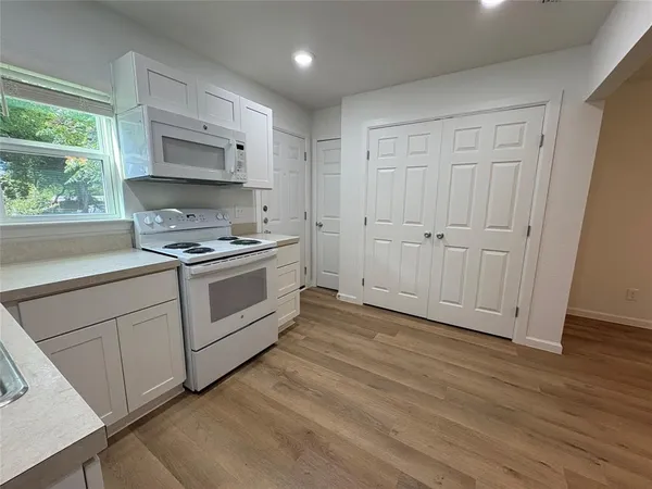 $1,495 | 206 West Sliger Drive, Duncanville, TX 75137