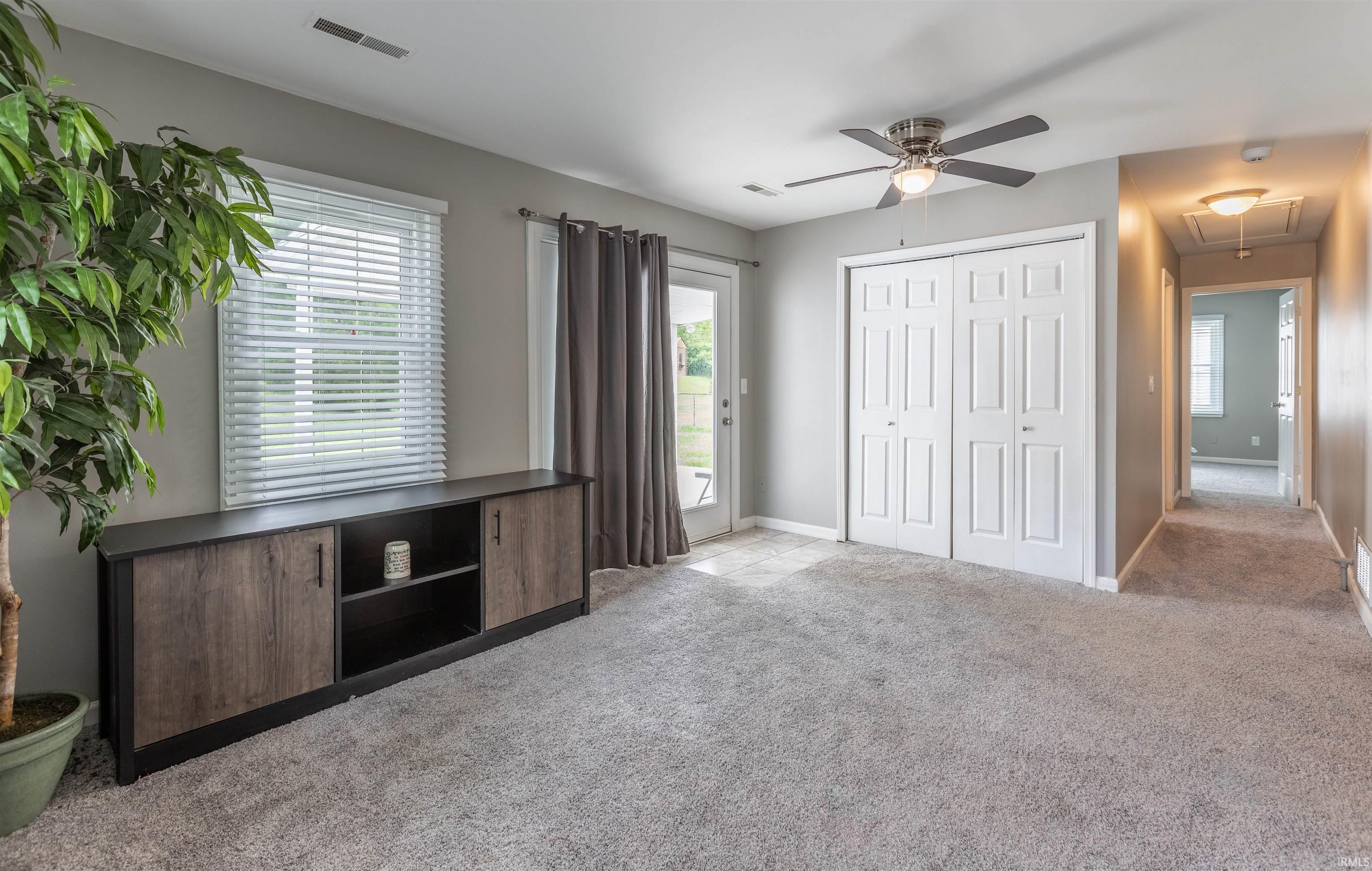 131 Lexington Road Evansville, IN 47710 - Photo 12 of 32 Gallery Image 12