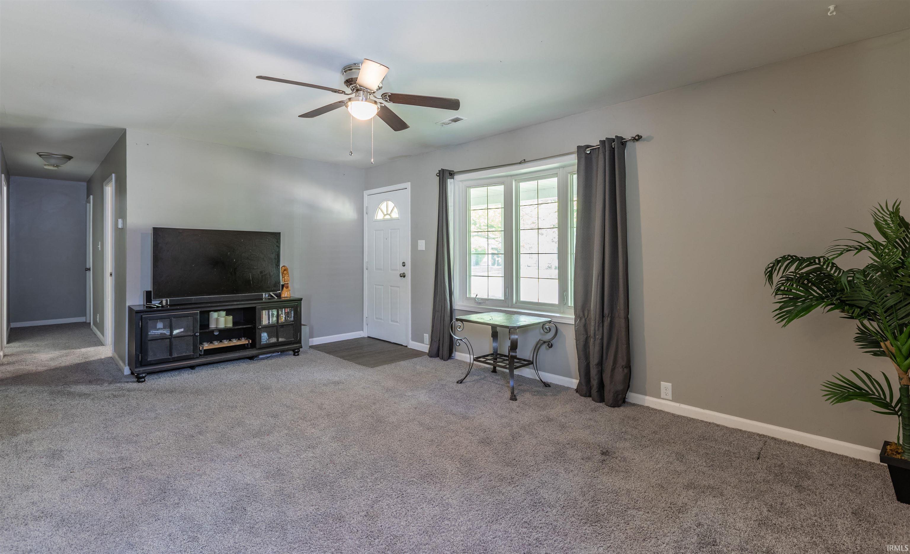 131 Lexington Road Evansville, IN 47710 - Photo 10 of 32 Gallery Image 10