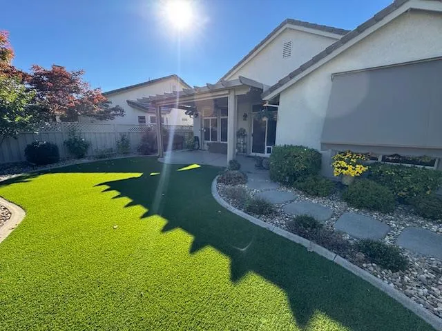 $2,800 | 4040 Rose Creek Road, Roseville, CA 95747