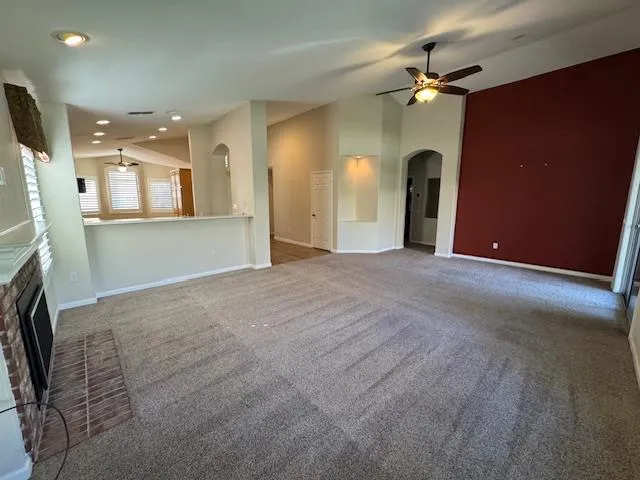 $2,800 | 4040 Rose Creek Road, Roseville, CA 95747