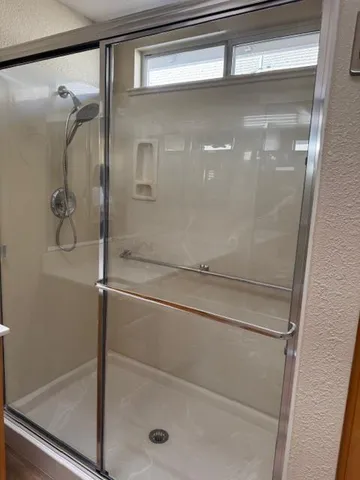 $2,800 | 4040 Rose Creek Road, Roseville, CA 95747